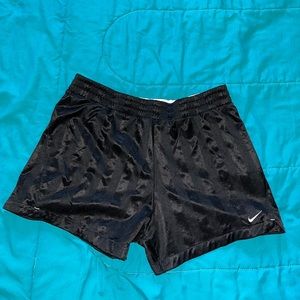 NIKE shorts !
